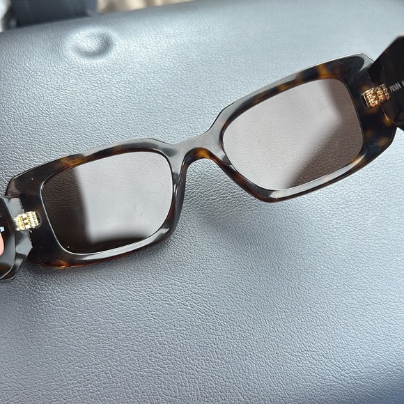 PRADA Tortious Scultoreo Narrow Sunglasses in Havana Sunglasses PR 17WS - Picture 14 of 16